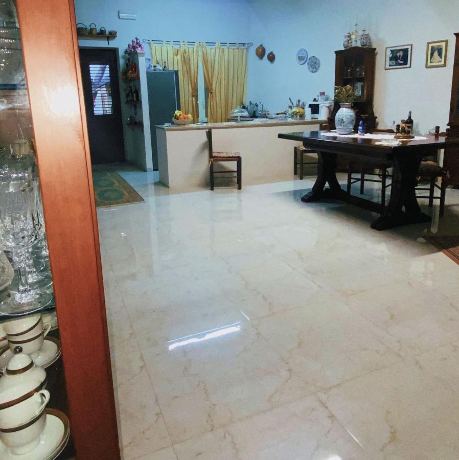 La Casa Di Anna Hotel มาร์ซาลา ภายนอก รูปภาพ